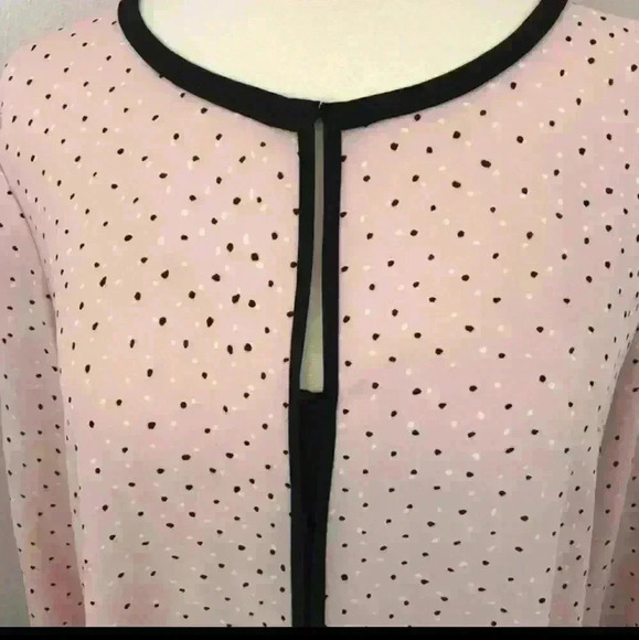 - NWT IVANKA TRUMP TOP SIZE SMALL - Picture 2 of 6